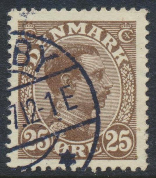 Denmark Scott 106 (AFA 72), 25ø brown Christian X, VF Used