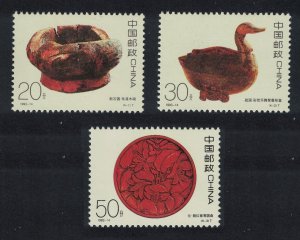 China Lacquer Work 3v 1993 MNH SC#2467-2469 SG#3872-3874 MI#2501-2503