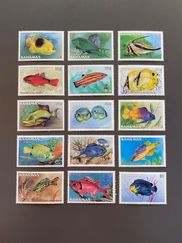 Bahamas 604-618 VF MNH. Scott 44.85