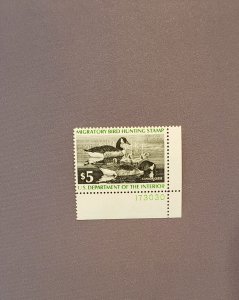 RW43, Canada Geese, Mint OGNH, Plate #, CV $40.00
