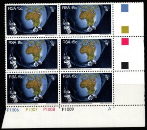 SOUTH AFRICA SG392 1975 SATELLITE COMMUNICATION BLOCK OF 6 MNH