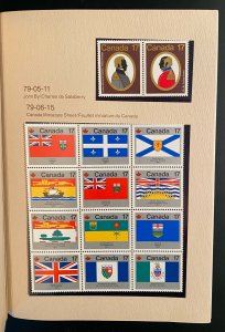 Stamps Postage Collection Canada years 1974/1979 / Album timbres complet Canada