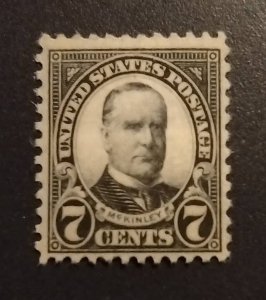 US Scott 639 7c William McKinley MINT F/VF LH OG Perf 11x10.5 Black 1927