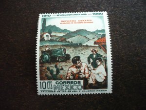 Stamps - Mexico - Scott# 913 - Mint Hinged Part Set of 1 Stamp