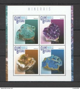 2015 Guinea-Bissau Nature Geology Minerals 1Kb ** Stamps St1159