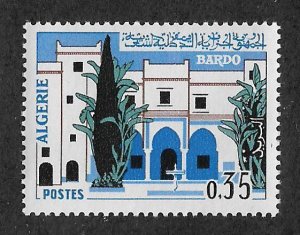 369,MNH