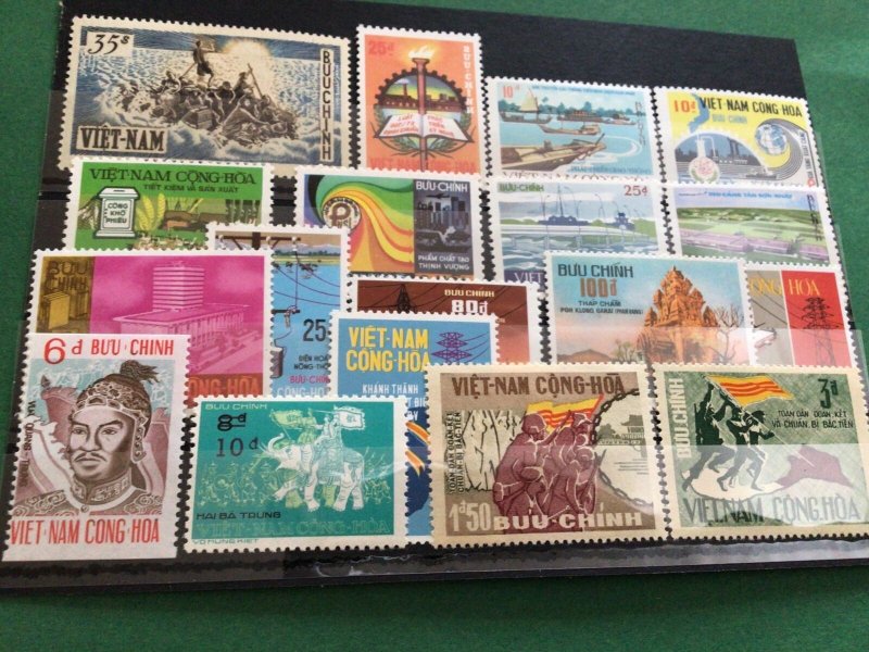 Vietnam mint never hinged  stamps  Ref 62355 