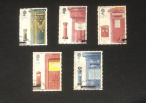 GB 2002  Anniversary of 1st Pillar Box. Set of 5 used stamps. Off paper.