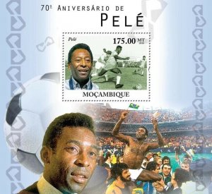Mozambique 2010 MNH - 70th Anniversary of Pele, football. Sc 2136, Mi 4157/BL385