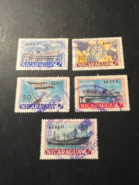 Nicaragua sc C398-C402 uhr