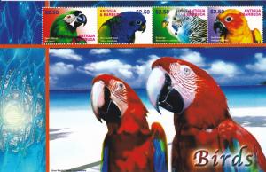 Antigua # 2710, Birds - Macaw & Parrots, NH, 1/2 Cat