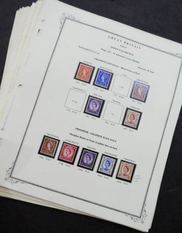 EDW1949SELL : GREAT BRITAIN Mint & Used collection on album pages. 