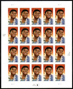 MALACK 3996 VF/XF NH, 39c Hattie McDaniel Sheet, nic..MORE.. sheet3996