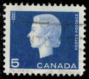 Canada #405 Queen Elizabeth II and Wheat; Used