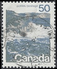 CANADA   # 598a USED PERF. 13.3  (2)