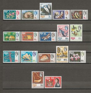 FIJI 1969/70 SG 391/407 MNH Cat £28