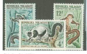 Madagascar/Malagasy Republic #321-3  Single (Complete Set)