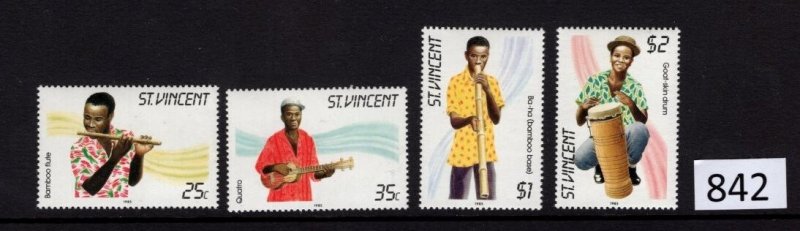 (0842) St. Vincent Scott 845-8, local Musical inst and Queen Mother