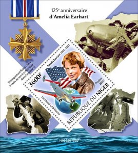 NIGER - 2022 - Amelia Earhart - Perf Souv Sheet - Mint Never Hinged