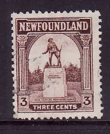 Newfoundland-Sc#133-used 3c brown War Memorial -1923-id#320-