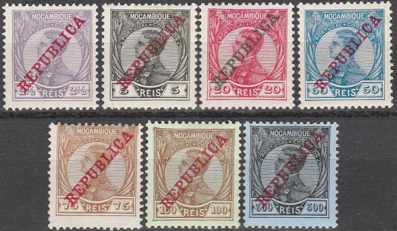 Mozambique #114-5, 117, 119-22  F-VF Unused CV $3.55 (A15957)