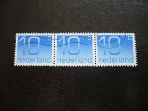 Stamps - Netherlands - Scott# 537 - Used Strip of 3 Stamps