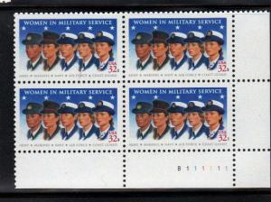 #3174 MNH pb/4 32c Women in Military 1997 Issue
