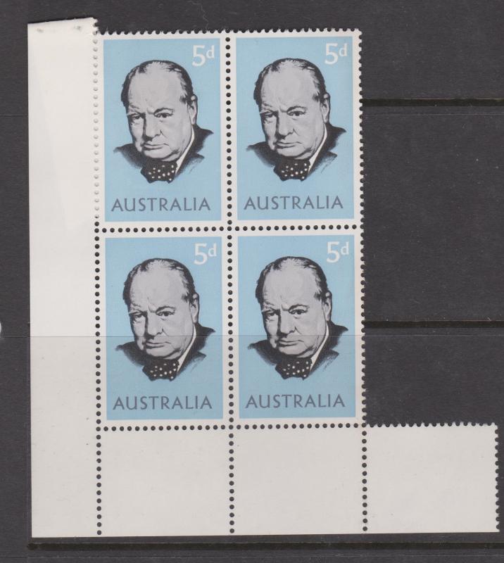 Australia 1965 Churchill Sc#389 Corner Block of 4 Mint Hinged on 2 stamps