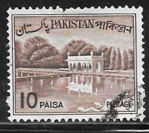 Pakistan 134a: 10p Shalimar Gardens, used, F-VF