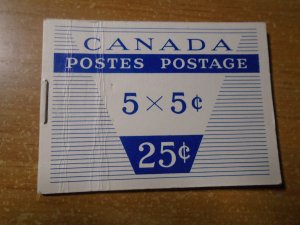 Canada  Bk  52c  fold on cover