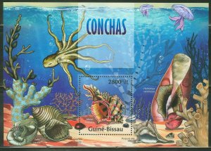 GUINEA BISSAU 2013 SEA SHELLS  SOUVENIR SHEET MINT NH