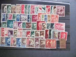 GERMANY 1940S MNH  40 SETS  (121)