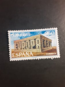 Spain #1567             MH