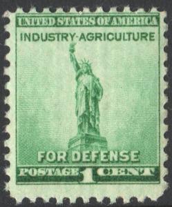 SC#899 1¢ Statue of Liberty Single (1940) MNH