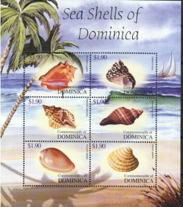 Dominica Stamp 2476  - Sea shells of Dominica