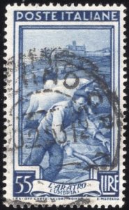 Italy 563 - Used - 55L Plowing / Oxen (1950)