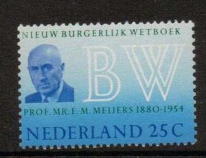 NETHERLANDS SG1104 1970 NEW NETHERLANDS CIVIL CODE MNH
