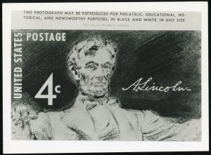USA #1116 Lincoln Statue A562 Photo Essay BW 3x4 Publicity Card