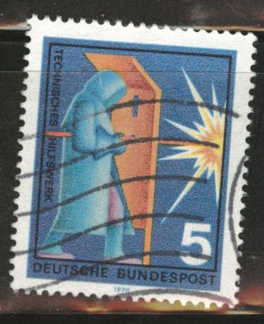 Germany Scott 1022 Used 1970 Welder stamp