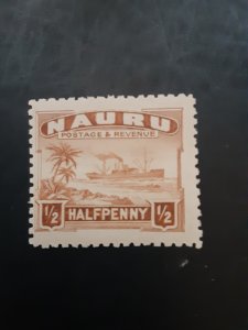 *Nauru #17                       MH