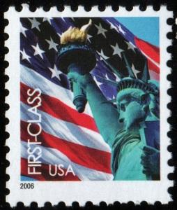 SC#3965 (39¢) Flag & Statue of Liberty Single (2005) MNH