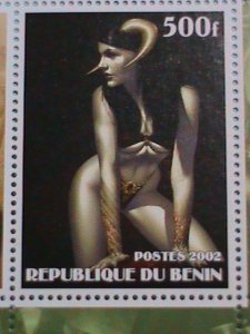 ​BENIN STAMP:2002 DREW POSADA MNH STAMP SHEET.