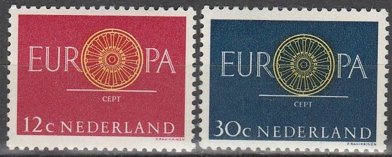 Netherlands #385-6  MNH VF CV $3.65 (V3279)