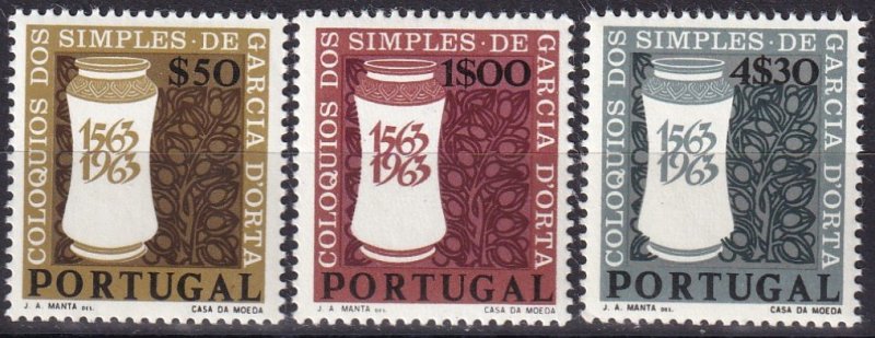 Portugal #922-4  MNH CV $4.35  (Z8015)