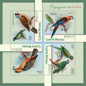 GUINE BISSAU 2012 SHEET EXTINCT PARROTS PERROQUETS LOROS PAPAGAIOS BIRD gb12716a