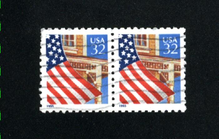 USA # 2897   used pair 1995-97 PD .12