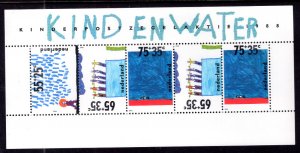 Netherlands B643a Souvenir Sheet MNH VF