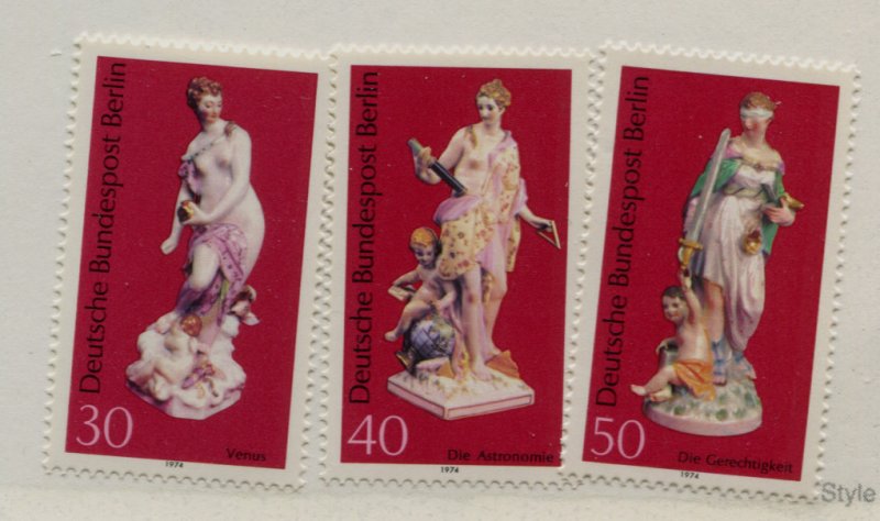 GERMANY BERLIN 9N350-52  MNH  complete set