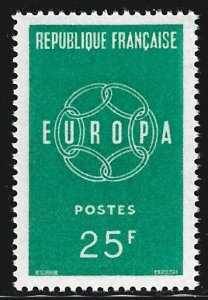 France #929   MNH