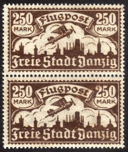 1923, Danzig, 250Mk, MNH pair, Sc C20, Mi 136